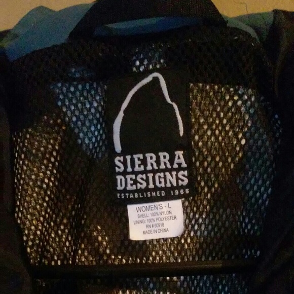 Sierra Designs lightweight windbreaker - Picture 2 of 6